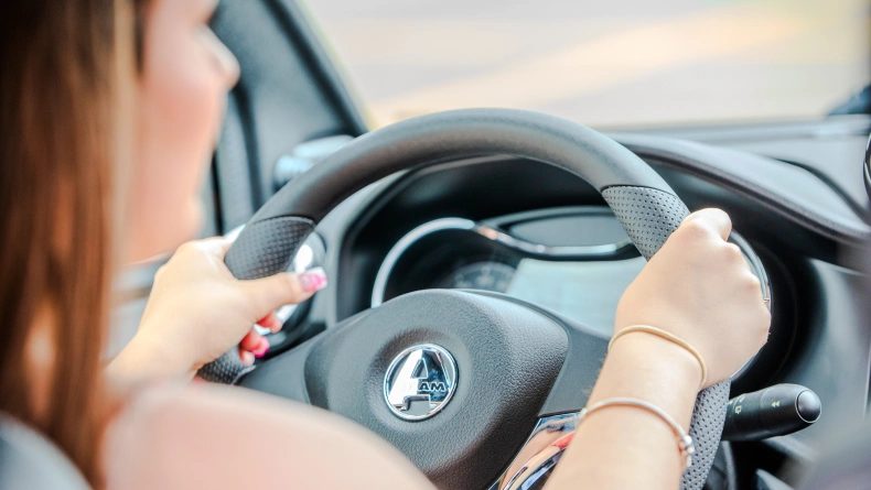 &Tau;&epsilon;&tau;&rho;ά&kappa;&upsilon;&kappa;&lambda;&alpha; &omicron;&chi;ή&mu;&alpha;&tau;&alpha; &alpha;&sigma;&phi;&alpha;&lambda;&omicron;ύ&sigmaf; &tau;&alpha;&chi;ύ&tau;&eta;&tau;&alpha;&sigmaf; AIXAM Coup&eacute; CUTSPO_DETZ_BLC_JPG.jpg