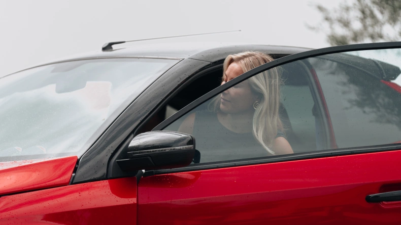 &Tau;&epsilon;&tau;&rho;ά&kappa;&upsilon;&kappa;&lambda;&alpha; &omicron;&chi;ή&mu;&alpha;&tau;&alpha; &alpha;&sigma;&phi;&alpha;&lambda;&omicron;ύ&sigmaf; &tau;&alpha;&chi;ύ&tau;&eta;&tau;&alpha;&sigmaf; AIXAM e Coup&eacute; SITU_ECOUPG_RED_PNG (12).jpg