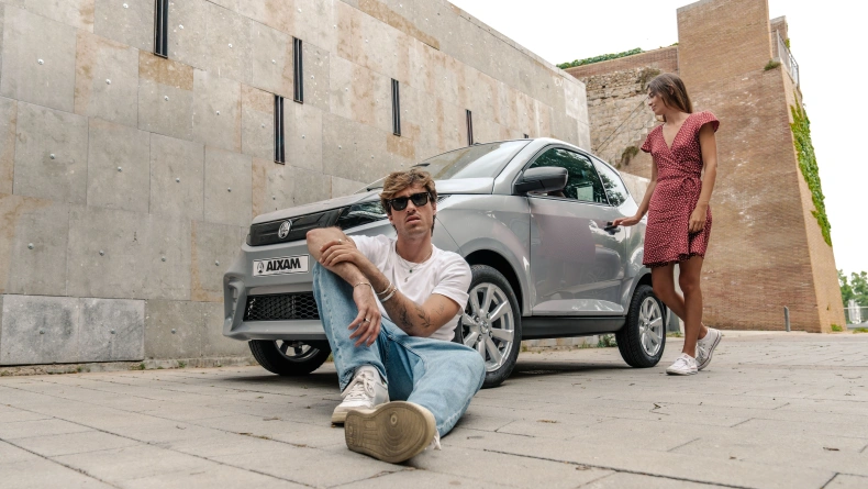 &Tau;&epsilon;&tau;&rho;ά&kappa;&upsilon;&kappa;&lambda;&alpha; &omicron;&chi;ή&mu;&alpha;&tau;&alpha; &alpha;&sigma;&phi;&alpha;&lambda;&omicron;ύ&sigmaf; &tau;&alpha;&chi;ύ&tau;&eta;&tau;&alpha;&sigmaf; AIXAM e City 1.png