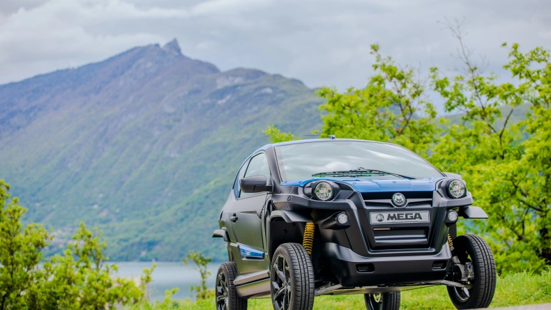 &Tau;&epsilon;&tau;&rho;ά&kappa;&upsilon;&kappa;&lambda;&alpha; &omicron;&chi;ή&mu;&alpha;&tau;&alpha; &alpha;&sigma;&phi;&alpha;&lambda;&omicron;ύ&sigmaf; &tau;&alpha;&chi;ύ&tau;&eta;&tau;&alpha;&sigmaf; AIXAM e-Scouty 1.jpg